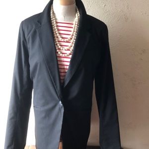 Black blazer, 1 button, slim fit, front pockets